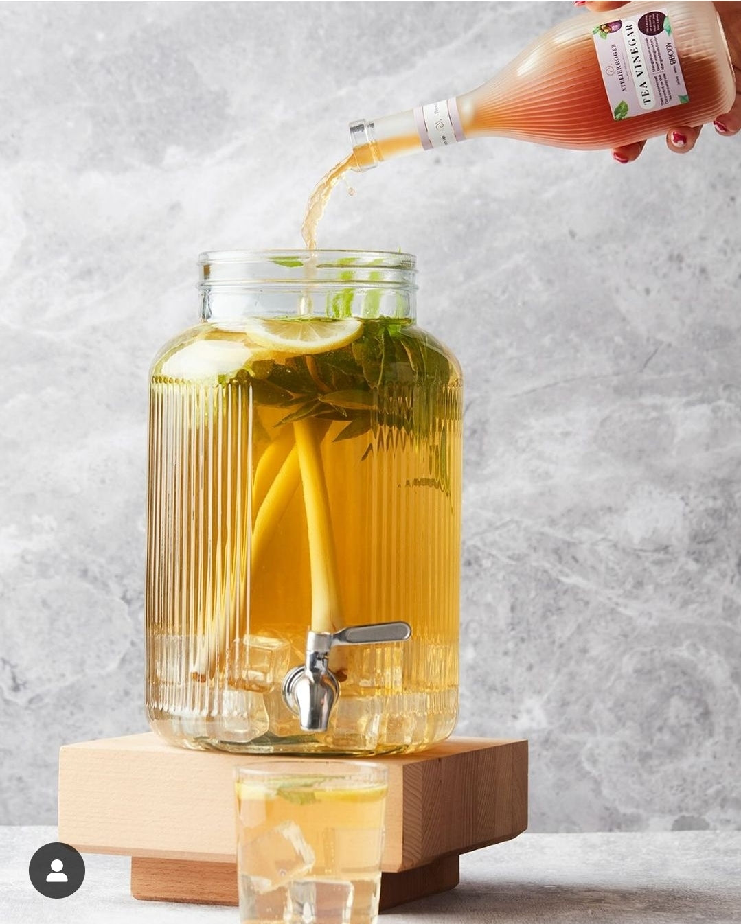 Tea Vinegar - Roger Van Damme