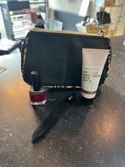 Geschenkpakket met toilettasje pronails handcreme en nagellak met glasvijl