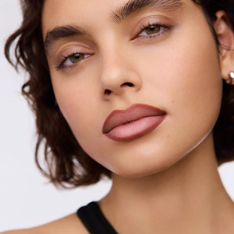 Wonder blading 360 Contour Lip Liner - Nutmeg ( neutral brown )