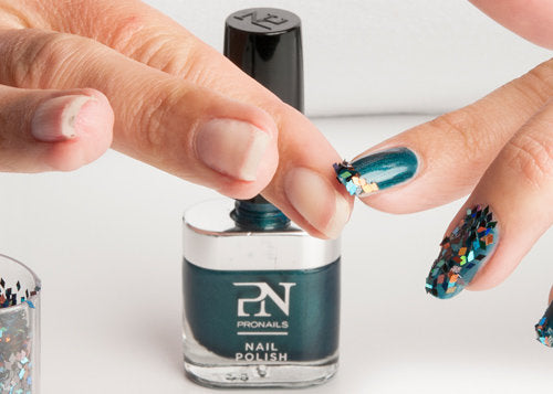 Nail polish 324 - Pronails